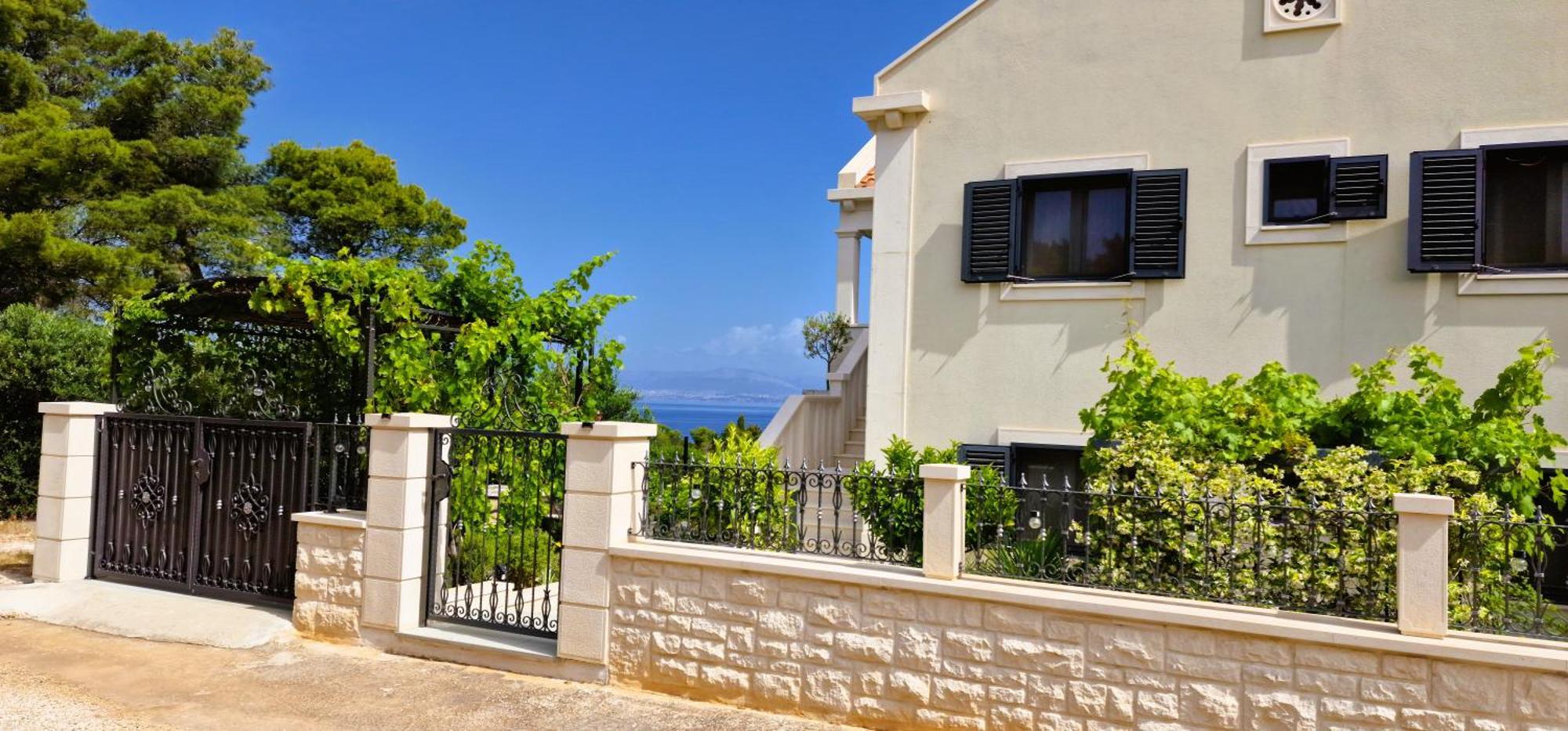 Ocean'S Serenity Supetar Exterior foto