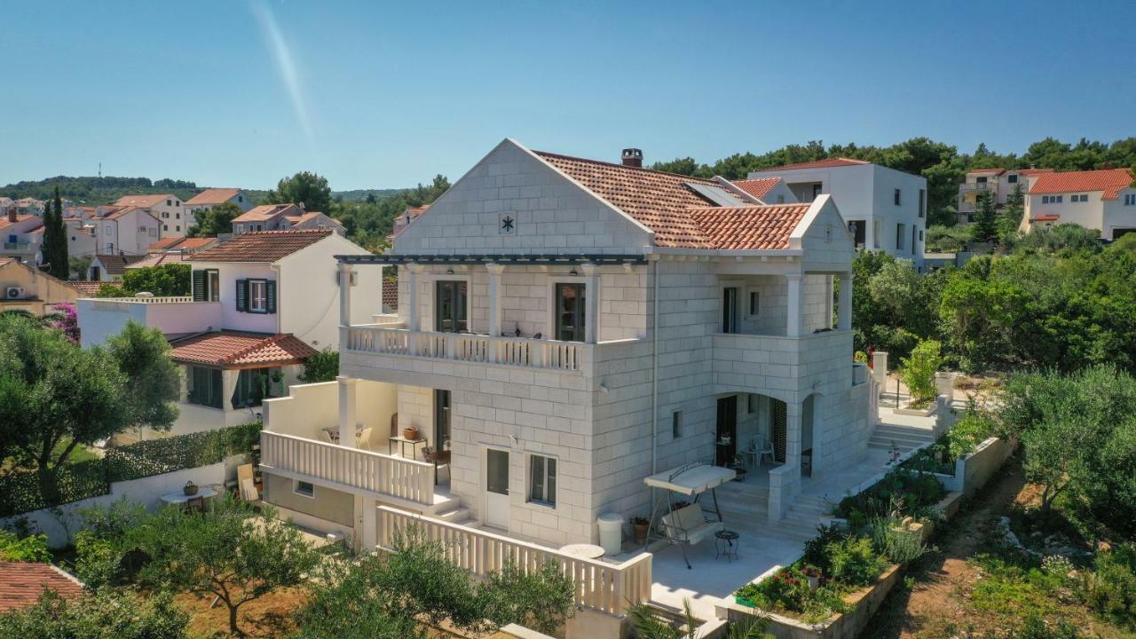 Ocean'S Serenity Supetar Exterior foto